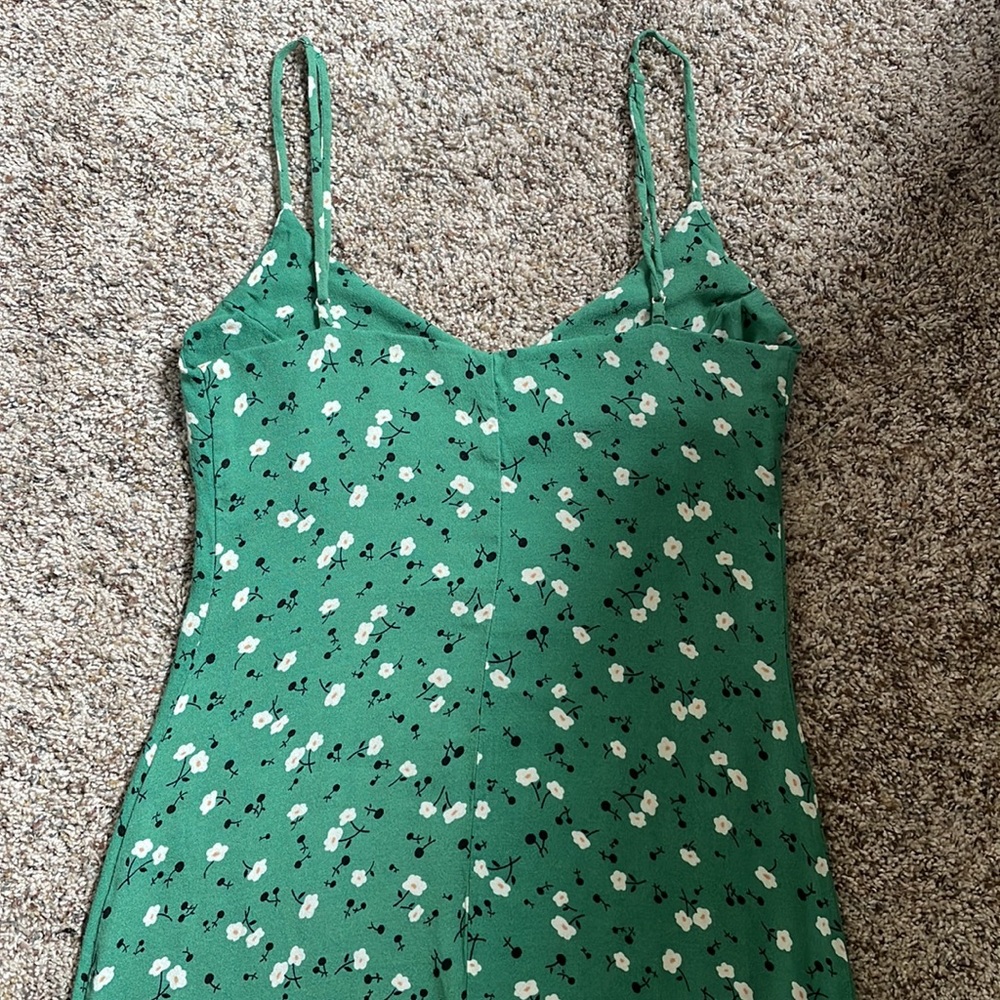 ❌Sold❌Reformation green floral midi slip dress size 6 - Picture 8 of 17